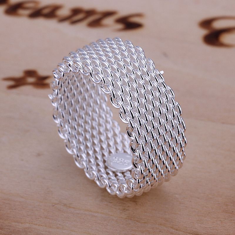 Exaggerated wire mesh ring women