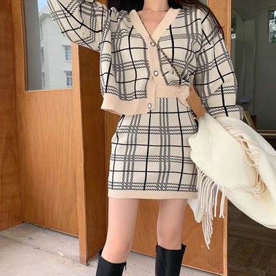 V-neck Plaid Knitted Cardigan Sheath Skirt Skirt Outfit