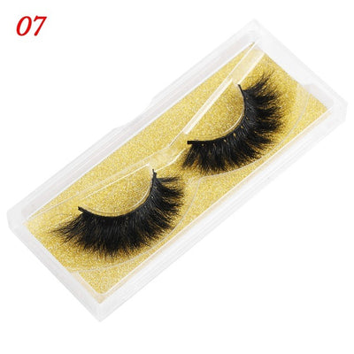 Get Glamorous with Natural Mink Eyelashes – Shop Premium Quality Now!