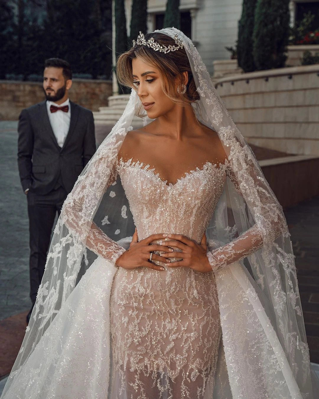 Pure White Wedding Dresses In Dubai With Overskirt Mermaid Long Sleeves Sheer Beaded Bridal Wedding Dress Custom Made 2024