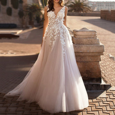 European And American Style Sexy Lace Dress Sleeveless Deep V-neck Wedding Dress Embroidery