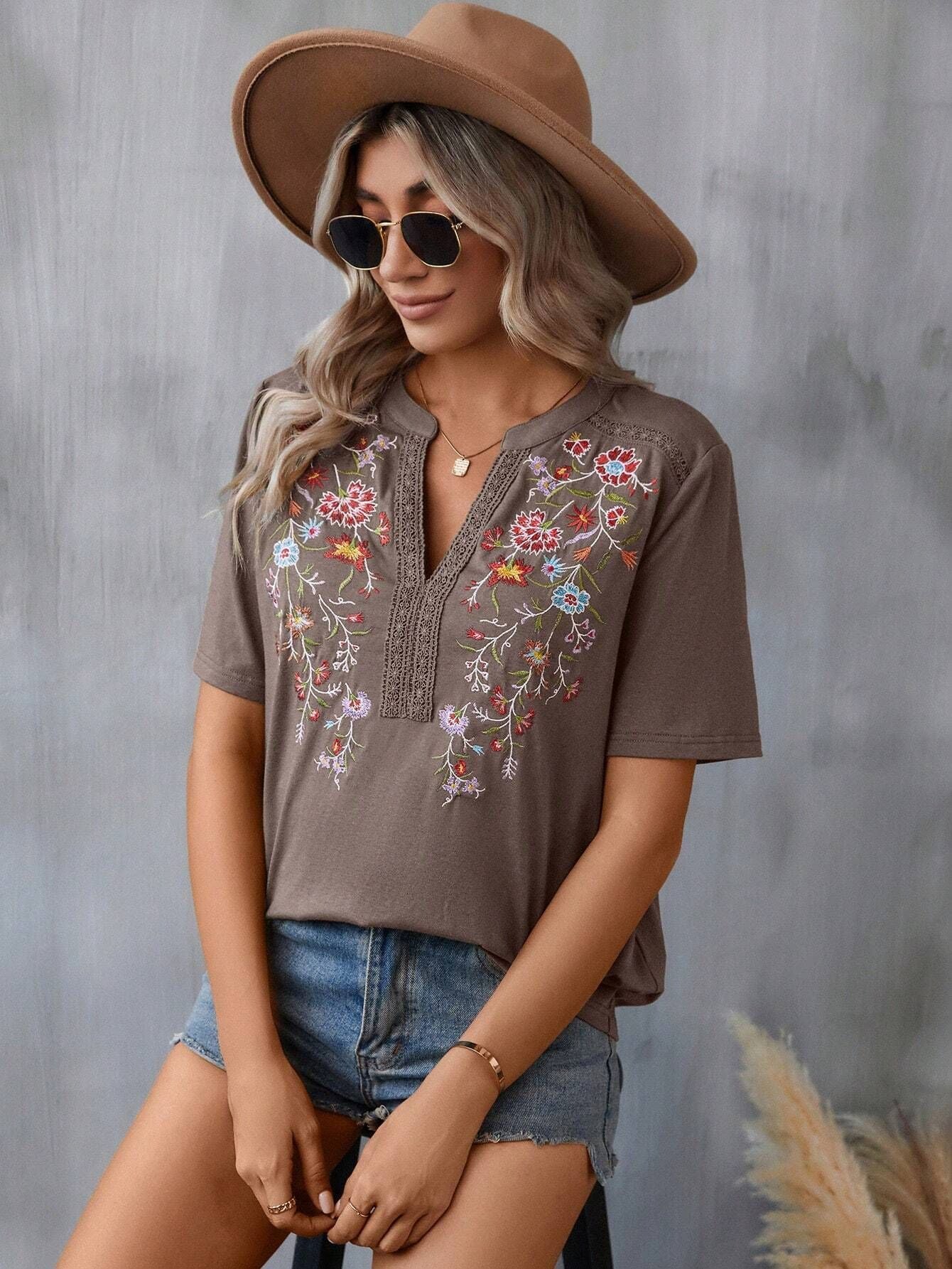 Fashion Flowers Embroidery Short Sleeve T-shirt Summer Stitching Lace-collared Blouse Womens Clothing