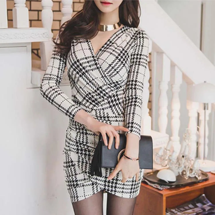 Korean Version of New Spring and Autumn Sexy V-neck Long-sleeved Buttock Dress with A Thousand Bird Check Slim Slim Tight Skirt