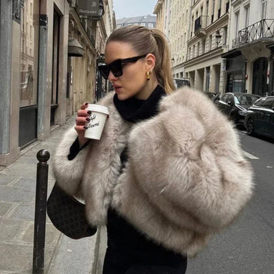 Street Fashion Short Faux Fur Jacket Women 2024 Winter Hot Cool Girls Fluffy Short Fur Jacket