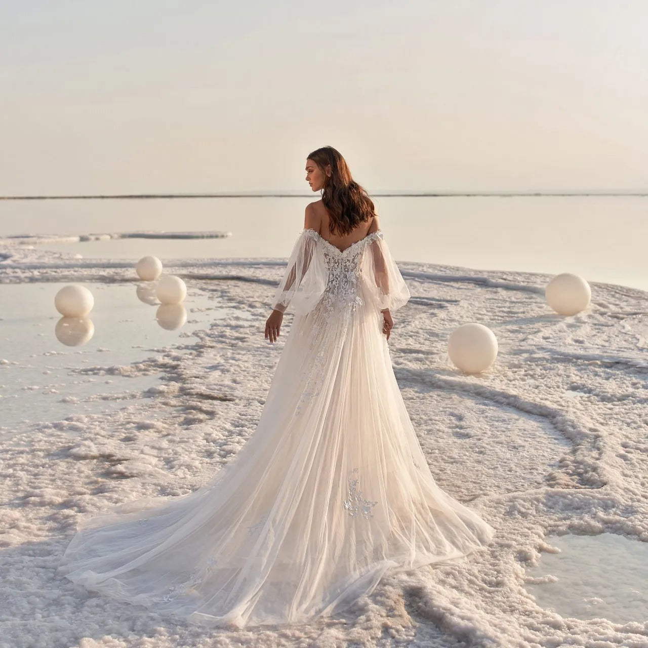 Women's Puff Sleeve Beach Wedding Dress